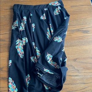 LuLaRoe Feather Madison skirt